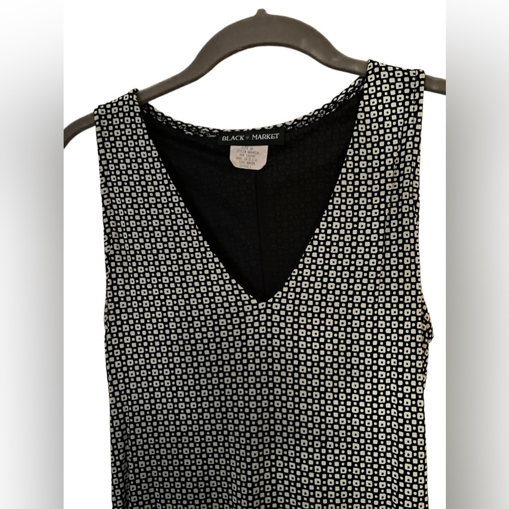 Black Market Simple Sheath Dress - Picture 4 of 6